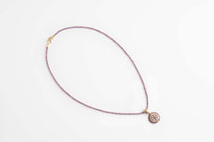 Ciondolo con cammeo inciso a mano e Swarovski