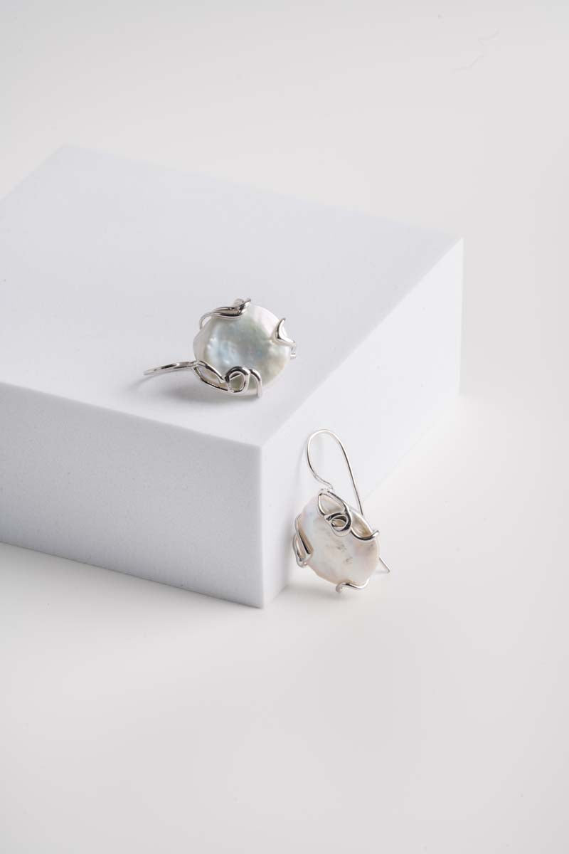 Orecchini con perle scaramazze