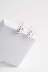 Orecchini con perle scaramazze