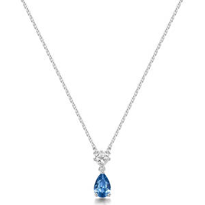Collana girocollo in argento rodiato 925‰ e pendente con square cubic zirconia e pear cubic zirconia colore sapphire. Lunghezza collana 44cm.