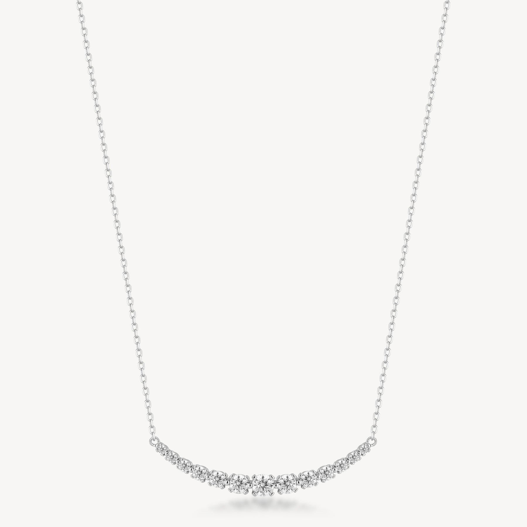 Collana girocollo in argento rodiato 925‰ con cubic zirconia. Lunghezza collana 42cm.