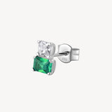 Orecchino singolo a lobo in argento rodiato 925‰ con square cubic zirconia chiaro e baguette cubic zirconia colore emerald.