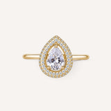 Anello in argento 925‰, placcatura oro giallo, 61 cubic zirconia bianchi. Misura anello 16