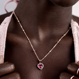 Rosato charm in argento 925‰ , pietra a forma di cuore rossa