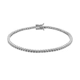 Comete bracciale in argento 925‰ modello tennis con zirconi bianchi. Lunghezza bracciale 18cm.